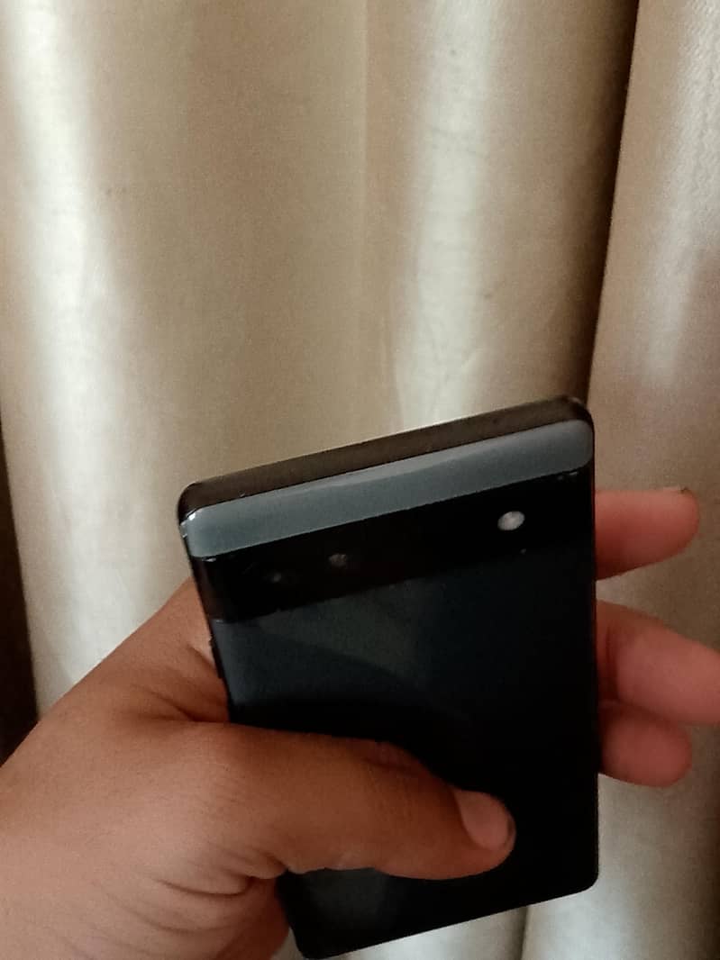 Google Pixel 6a 5