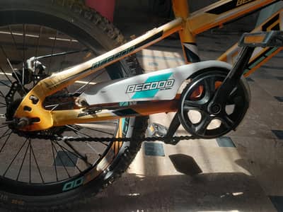 A one baby cycles