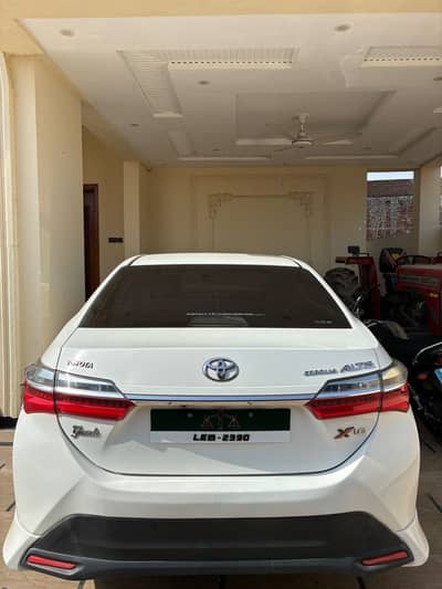 Toyota Corolla Altis grande 1.8 2017