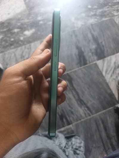 Vivo V25