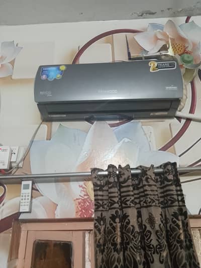 Very Chil AC of Kenwood company 1 tan ka hy