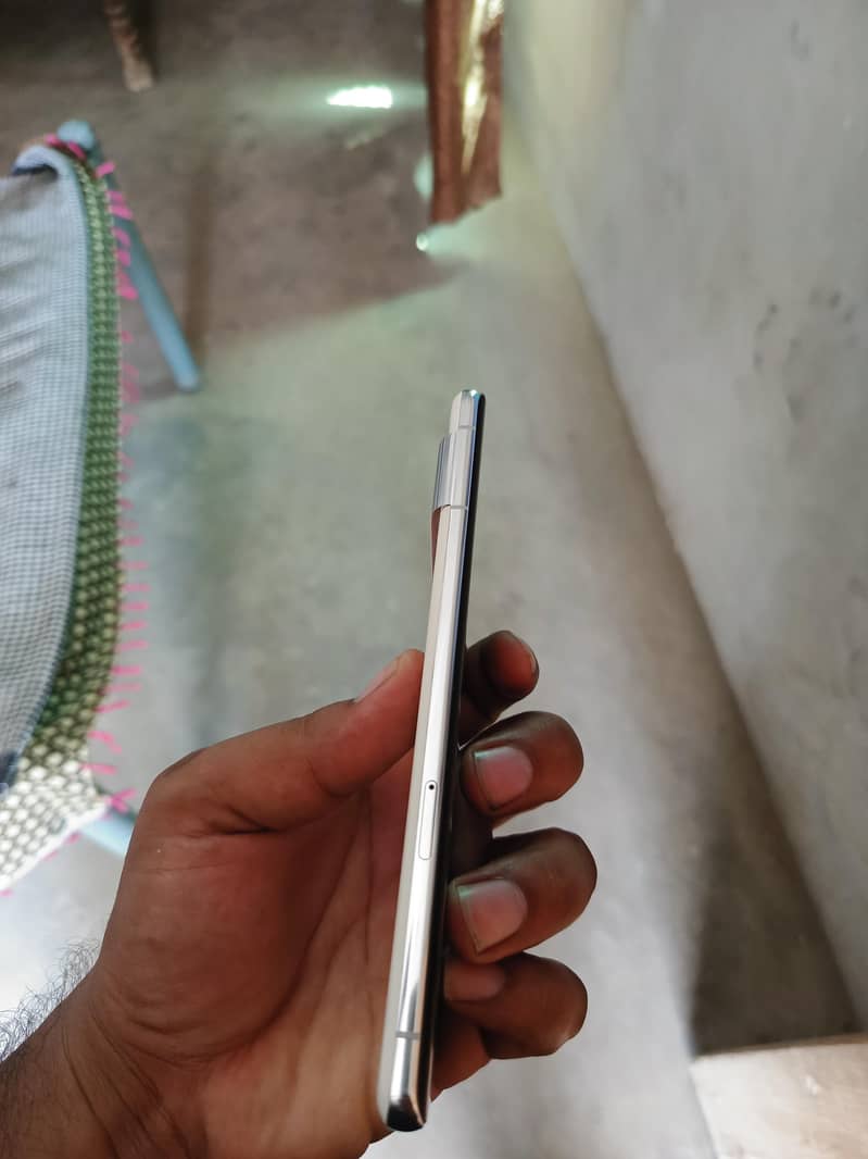 Google Pixel 7 Pro 4