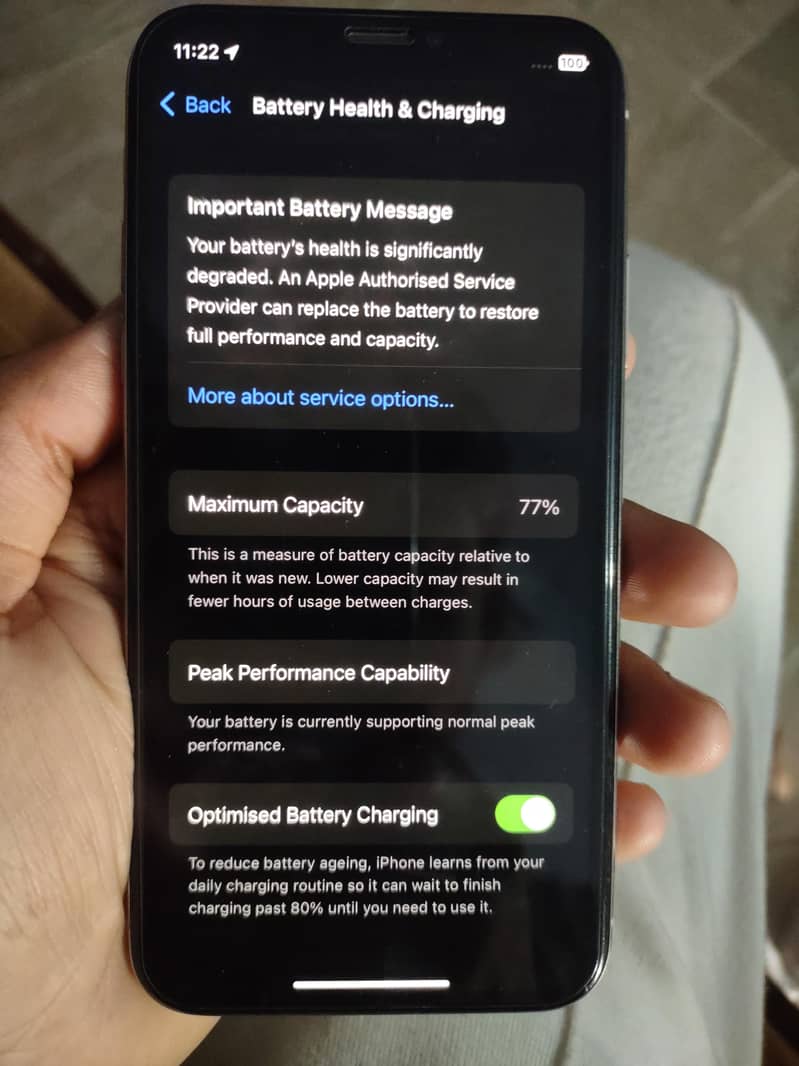 Apple iPhone X 4