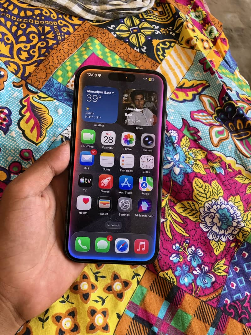 Apple iPhone 15 Pro 0