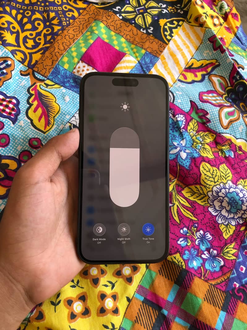 Apple iPhone 15 Pro 1