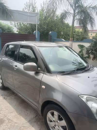 Suzuki Swift 2012 DLX ABS totally genion ha family use gari ha 93135km