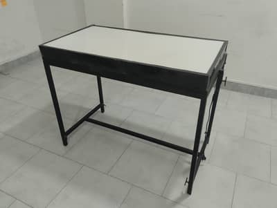 Professional Drawing & Tracing Light Table | Sturdy Metal Frame