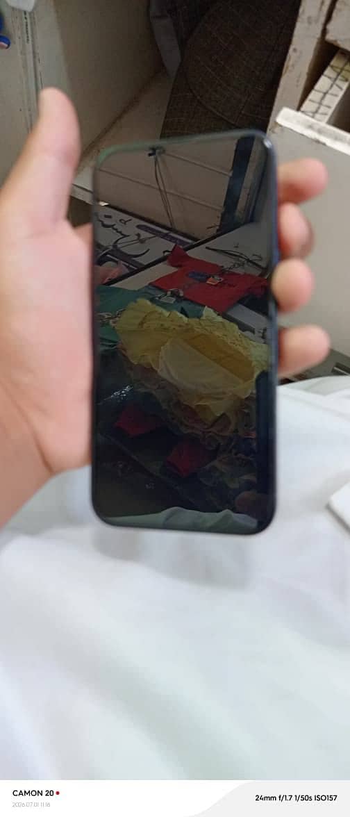 Apple iPhone 13 3