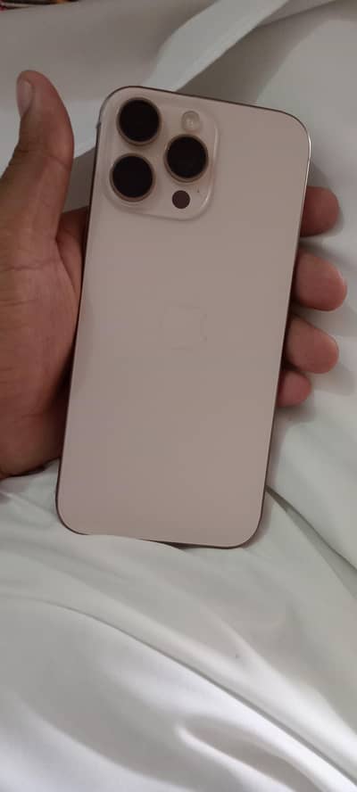 Apple iPhone 16 Pro Max