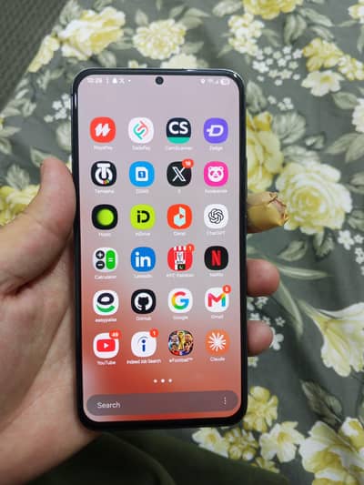 Samsung Mobile S22 Plus