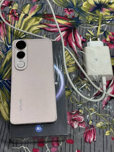 Vivo V50 Lite