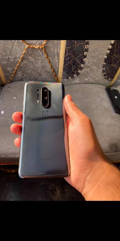 One Plus 8 Pro 12 256
