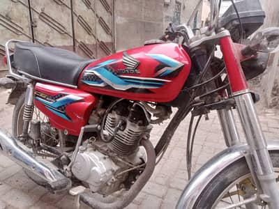 UNITED 125