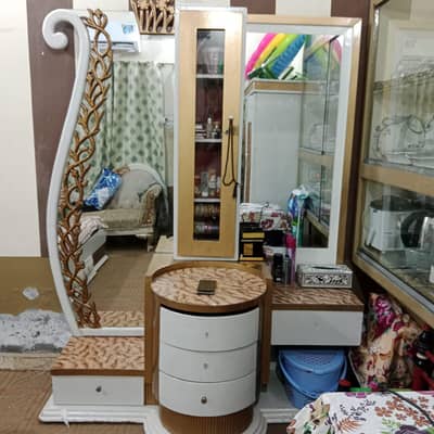 bed + dressing tabel+safe almari+tabel+ bed side draws +dewan