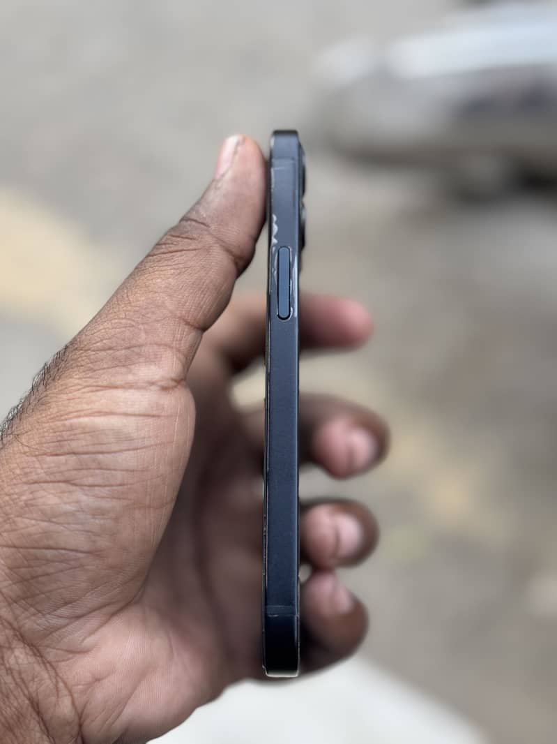 Apple iPhone 12 mini 5