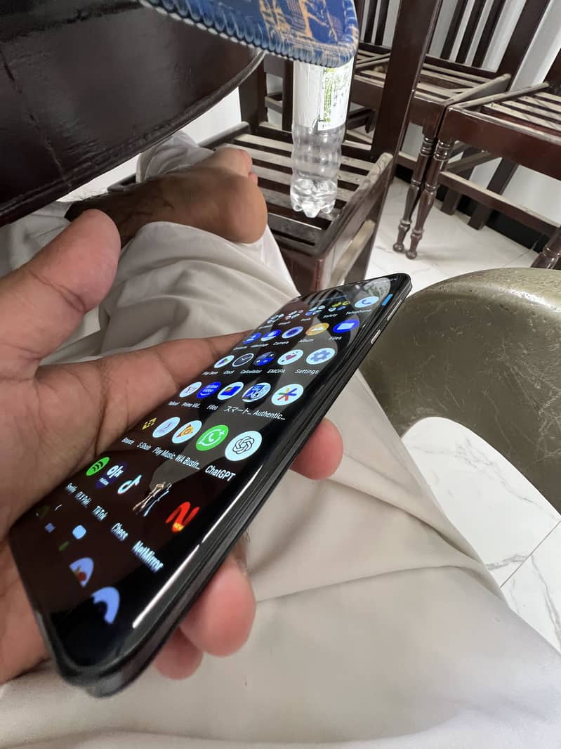 Sharp Aquos Zero 2