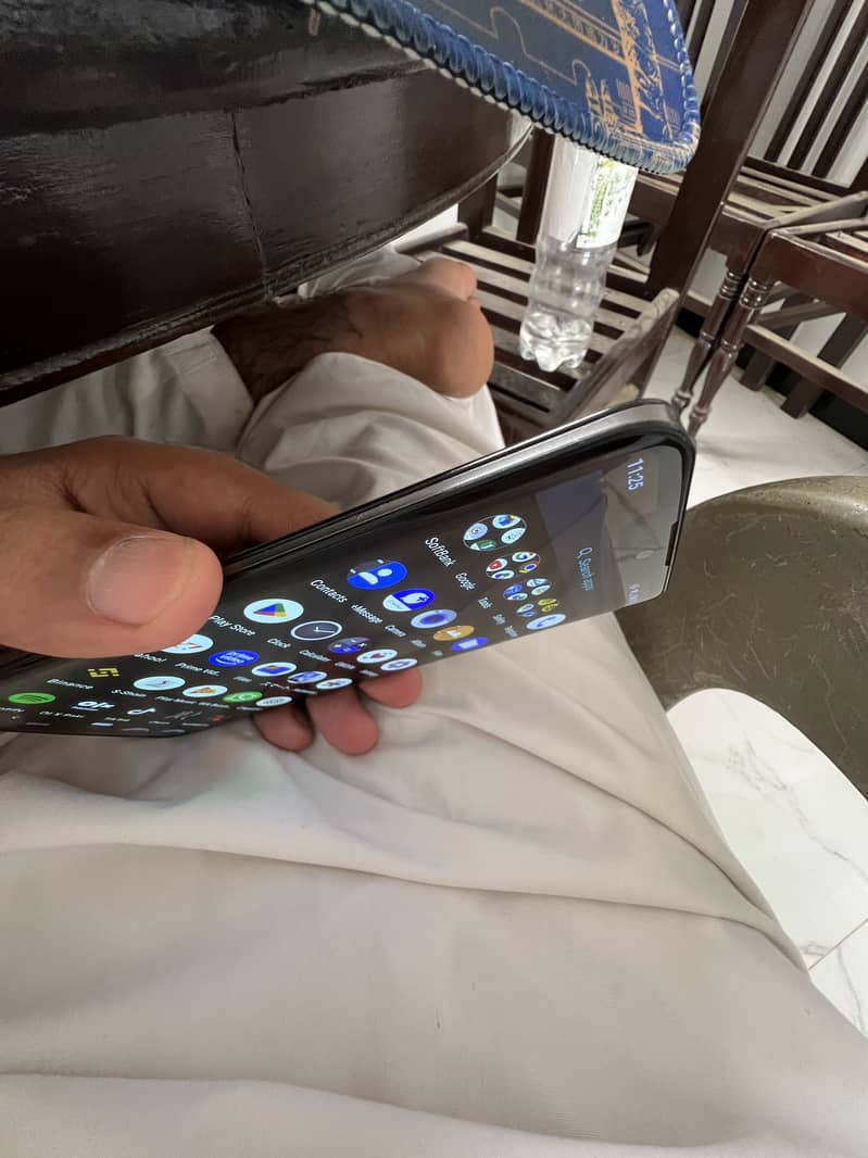 Sharp Aquos Zero 3