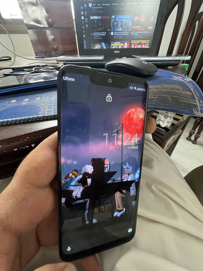 Sharp Aquos Zero 9