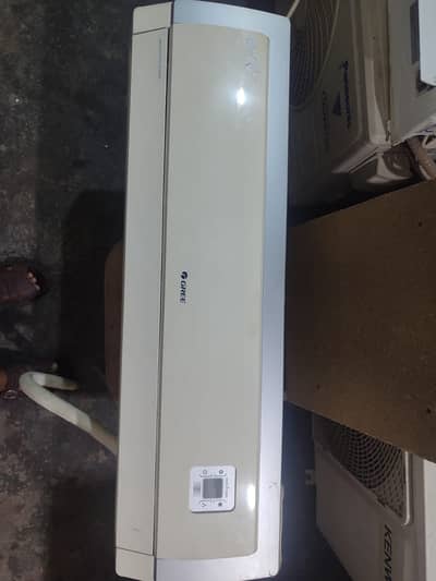 gree 1.5 non inverter ac/AC