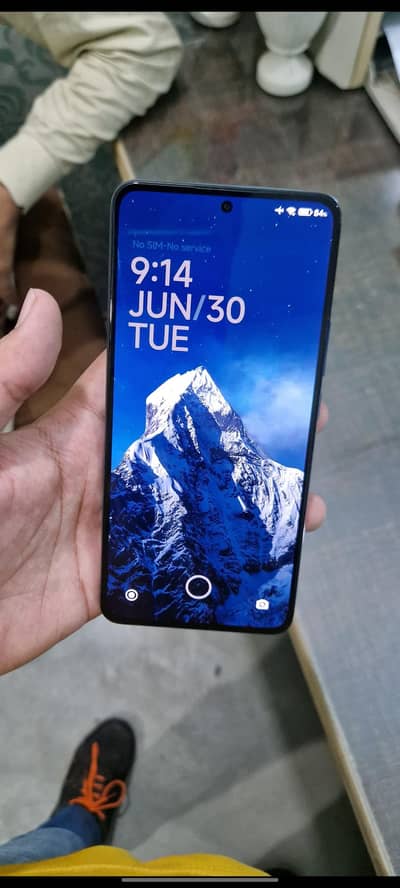 Xiaomi 12T Pro.  exchange possible only samsang