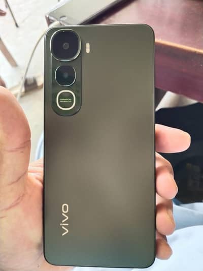 Vivo Y400