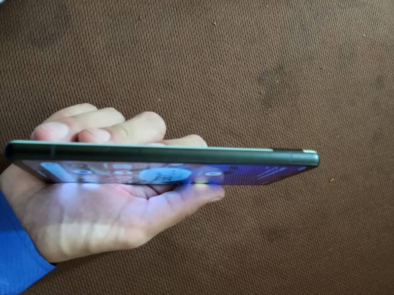 Google Pixel 6a 5