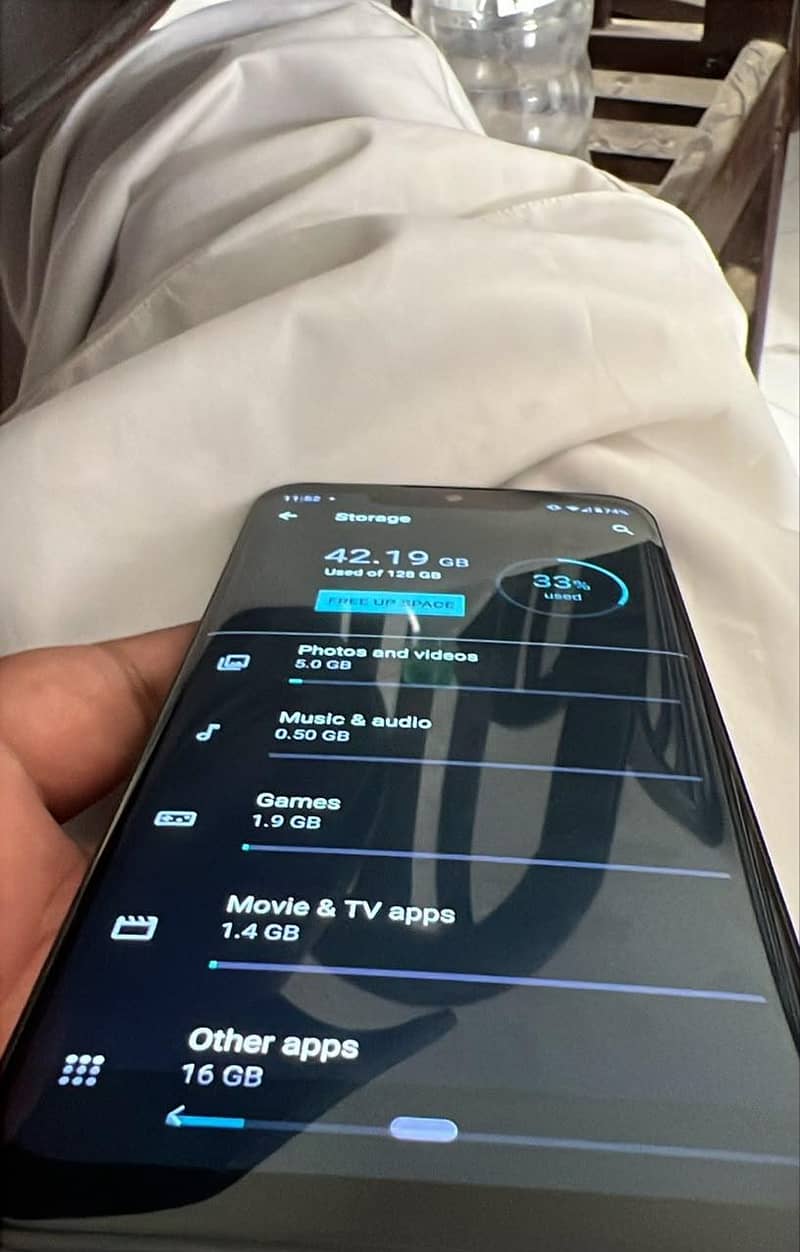Sharp Aquos Zero 1