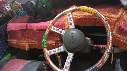 Suzuki Ravi 2012