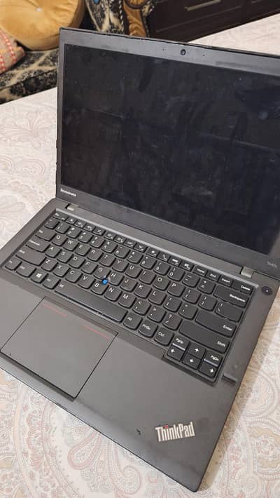 thinkpad t440s i7 4th generation 8gb/512gb ssd