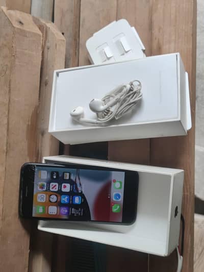 Apple iPhone 7