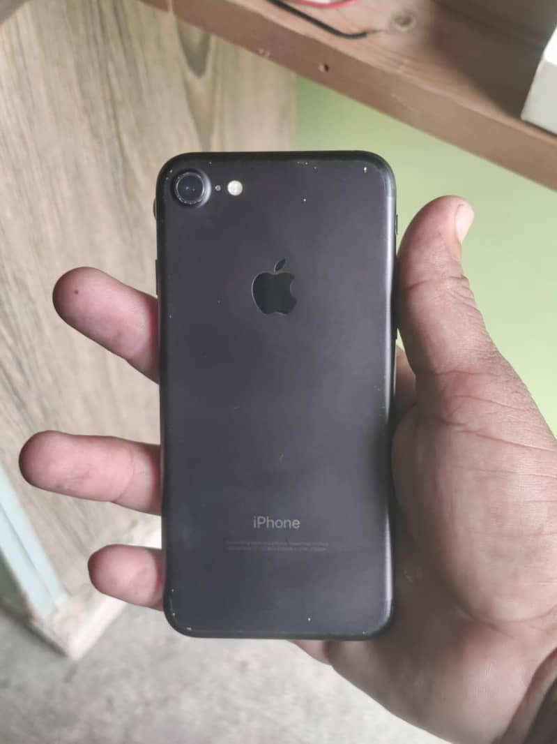 Apple iPhone 7 5