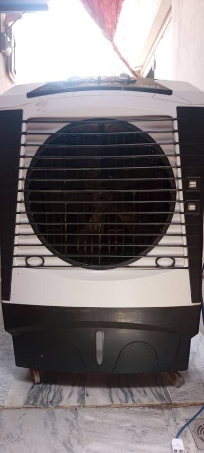 air cooler 220v in good condition