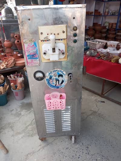 Ice Cream Machine 42000 only