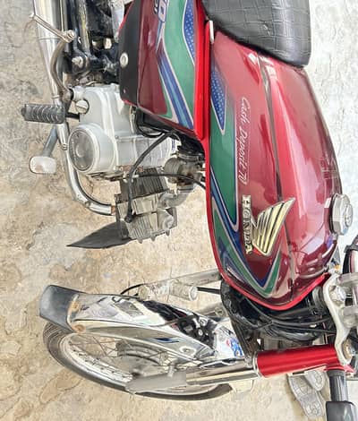 HONDA CD70 2018