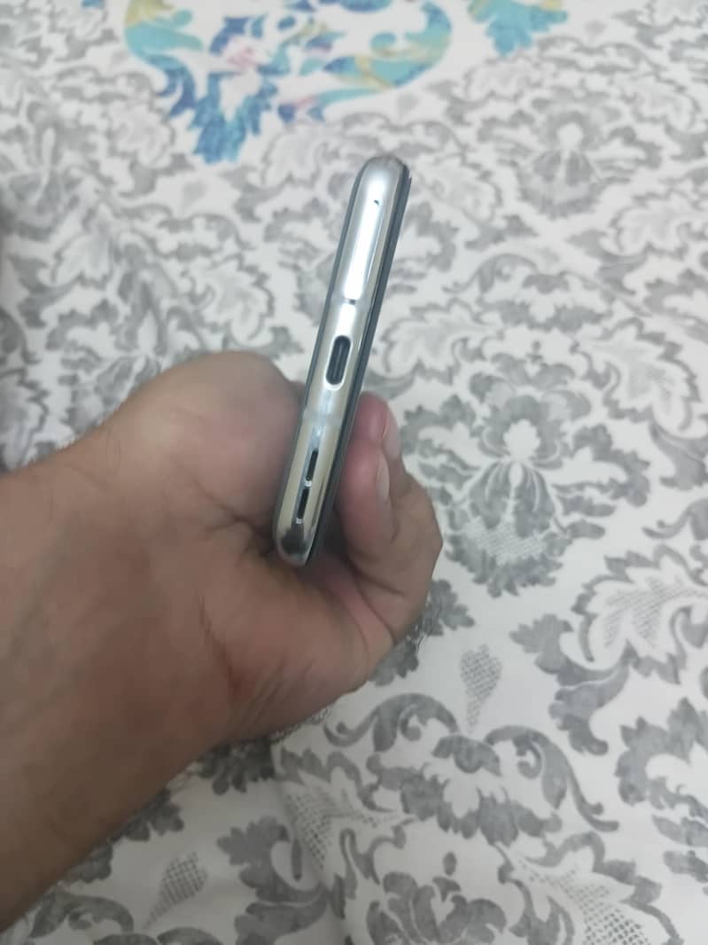 One Plus 8T 1