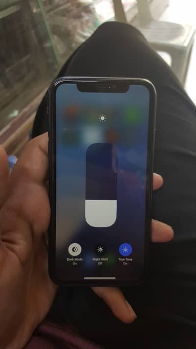 Apple iPhone XR