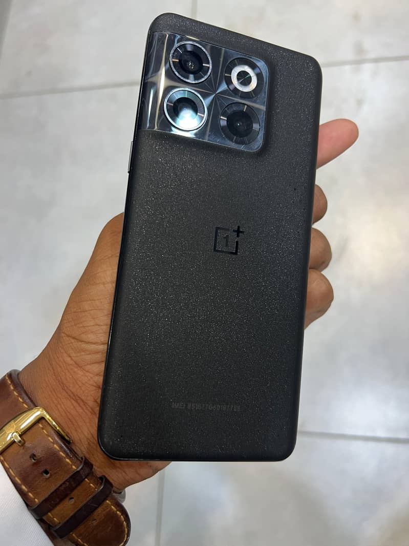 One Plus 10T 1