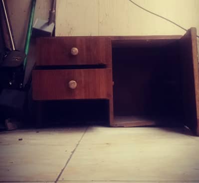 Mini kids table