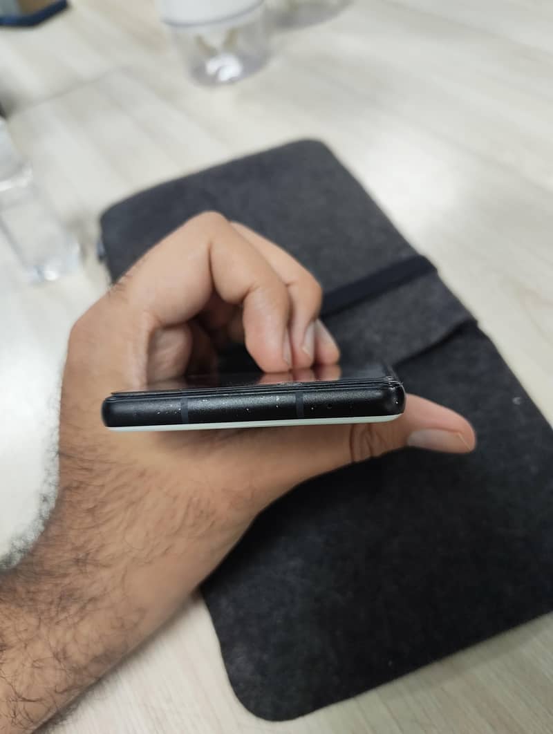 Google Pixel 6a 5