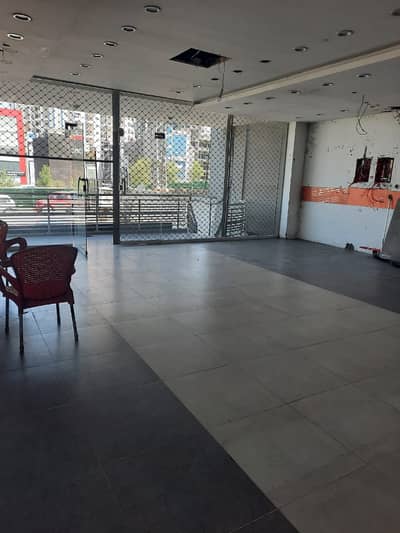 ground and 1st full floors available for rent on gt road