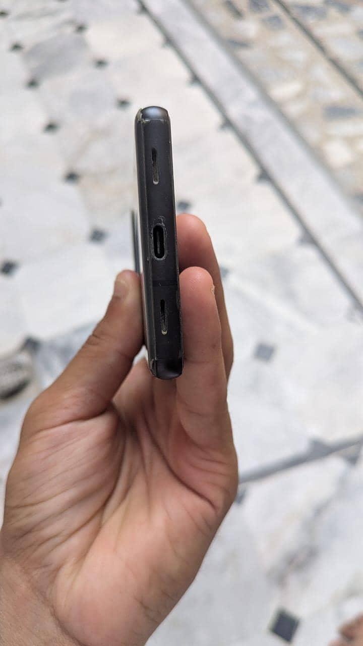 Google Pixel 7a 4