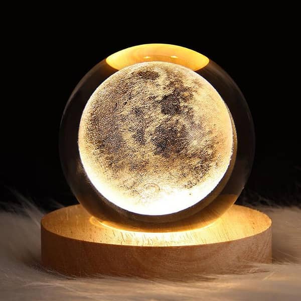 3D Crystal Ball Moon & Galaxy Lamp LED Night Light (USB) – Saturn & Solar System Design