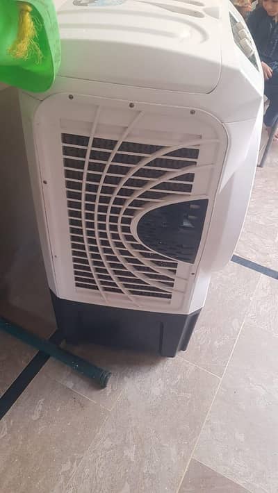 super asia air cooler 6 month used excelent condition