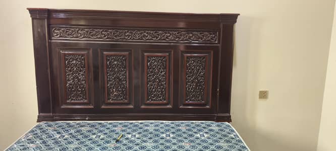 Complete bed set with side table and dressing table