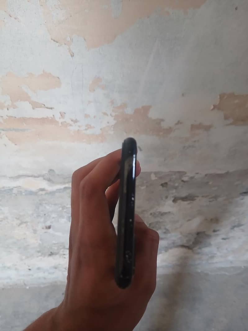 Apple iPhone 7 Plus 5