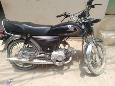Honda CD 70 2015 – Genuine Condition, Family Used,For Sale
