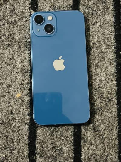 Apple iPhone 13