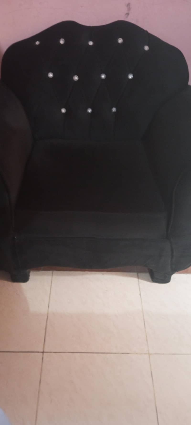 5 seaters sofa 10\10 condition 2