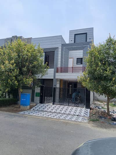 Stylish 5 Marla House With Premium Finishing | Ready To Move For Sale At Bahria Orchard Block G Phase 2 Raiwind Lahore