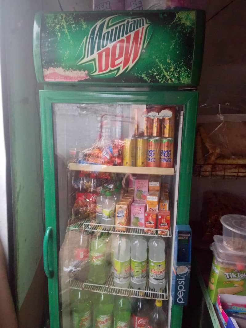 Mountain Dew Display Chiller | Commercial Beverage Refrigerator 2